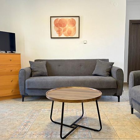 Emerald Apartment Pefkohori Екстер'єр фото